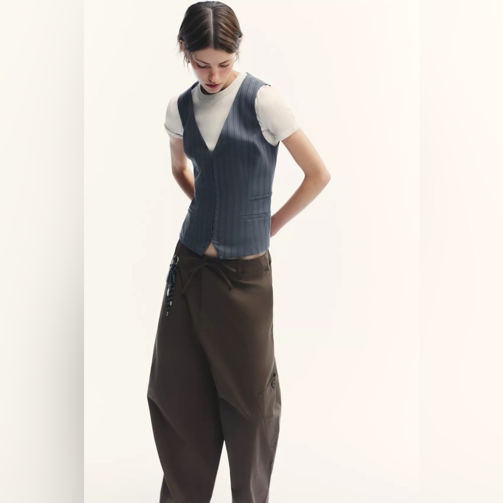 ZARA PINSTRIPE TOP VEST - Picture 3 of 8